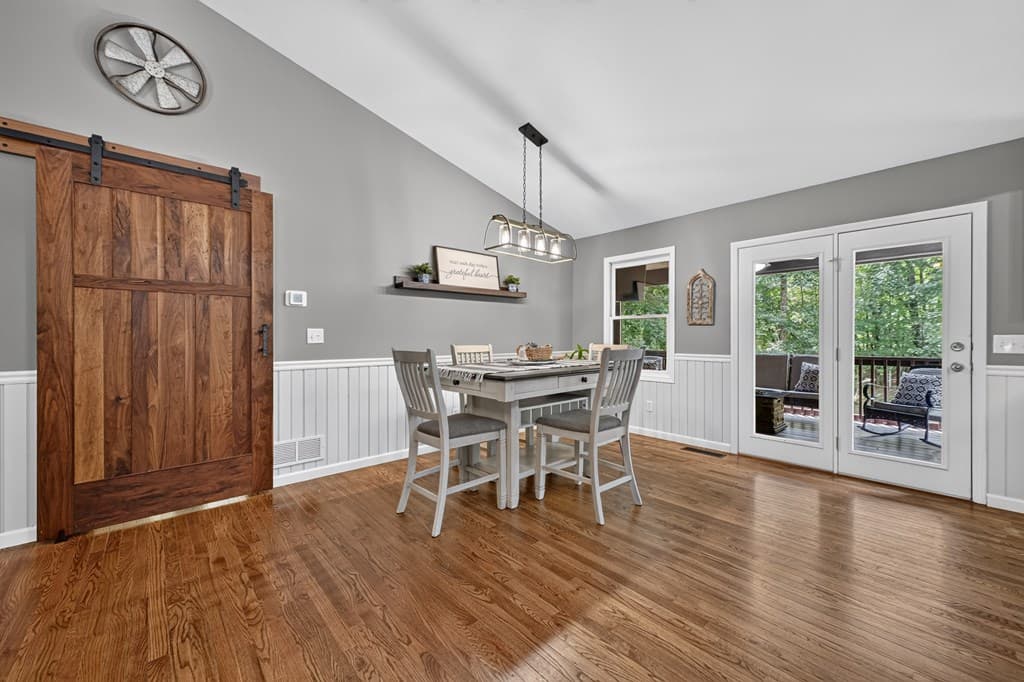 199 Hillsdale Drive, Ellijay GA 30540 - Photo