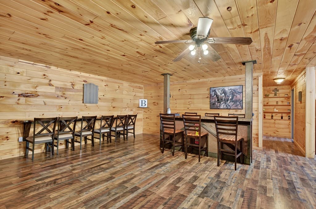 199 Hillsdale Drive, Ellijay GA 30540 - Photo