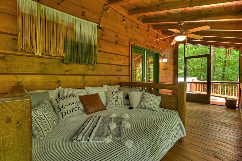316 Pigeon Creek Road, Blue Ridge GA 30513 - Photo