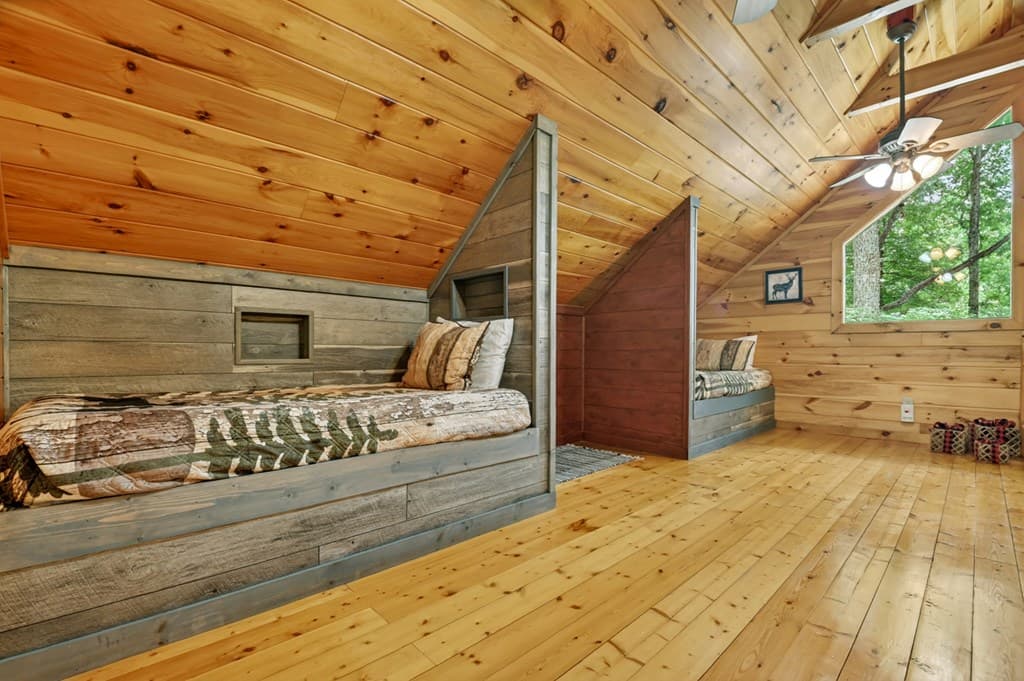 316 Pigeon Creek Road, Blue Ridge GA 30513 - Photo