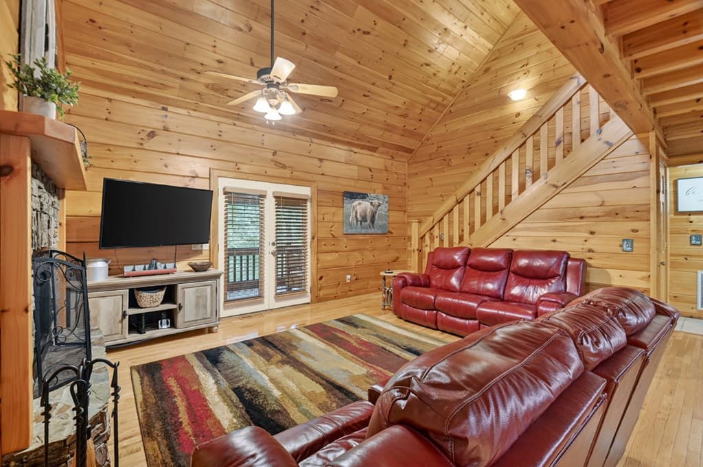 316 Pigeon Creek Road, Blue Ridge GA 30513 - Photo