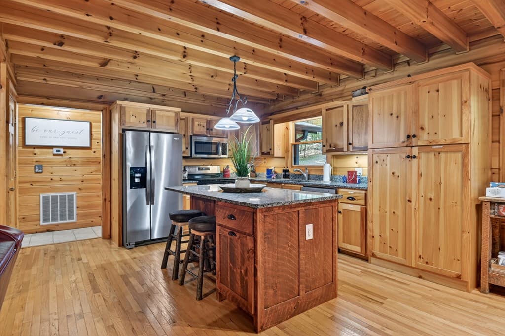 316 Pigeon Creek Road, Blue Ridge GA 30513 - Photo
