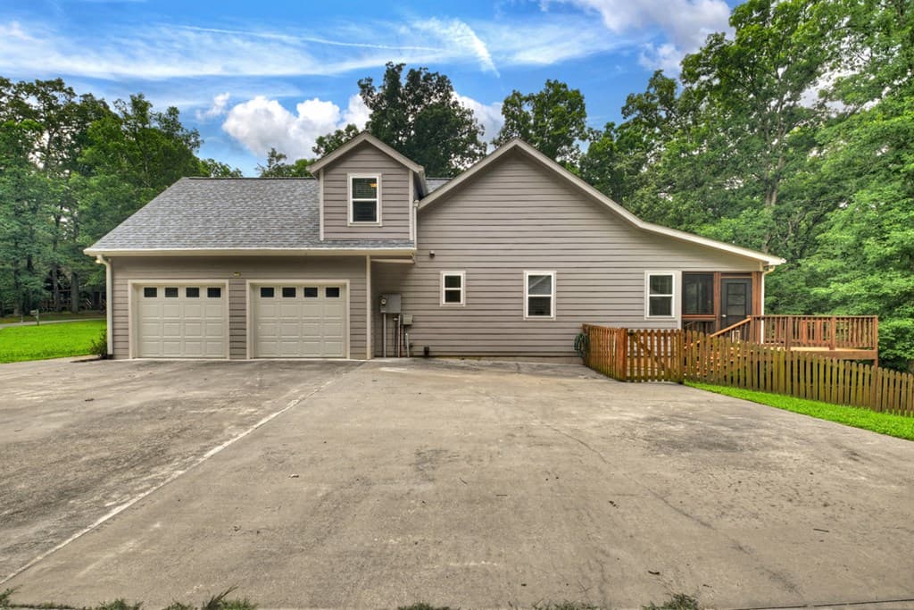 226 Bailey Farm Drive, Mineral Bluff GA 30559 - Photo