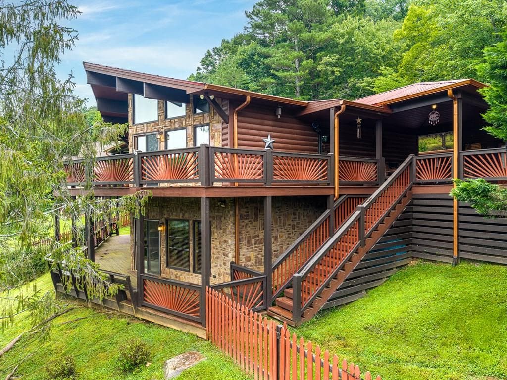 131 Talona Lake Terrace, Ellijay GA 30536 - Primary photo