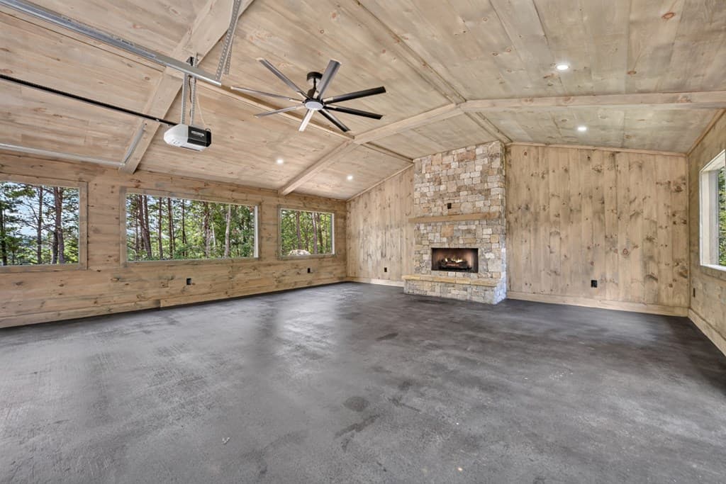 93 Silver Oaks Court, Blue Ridge GA 30513 - Photo