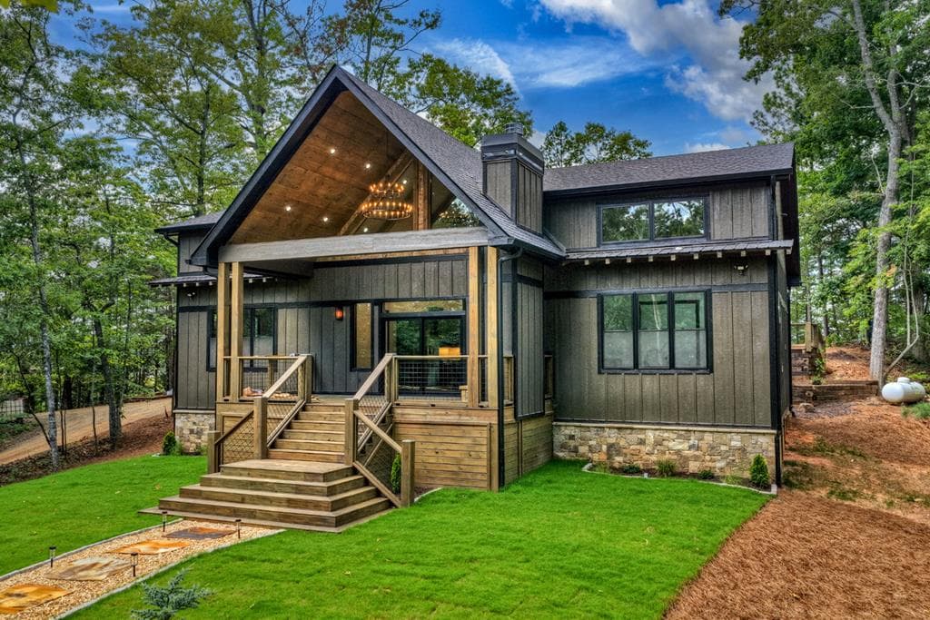 93 Silver Oaks Court, Blue Ridge GA 30513 - Primary photo
