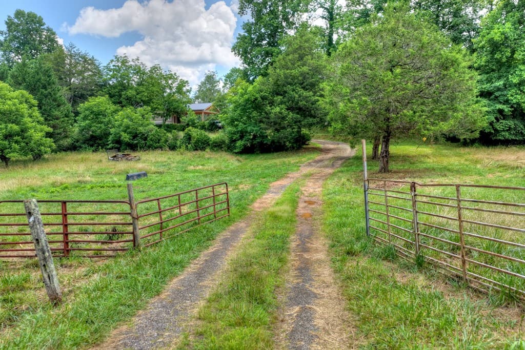 2125 Shady Grove Road, Murphy NC 28906 - Photo
