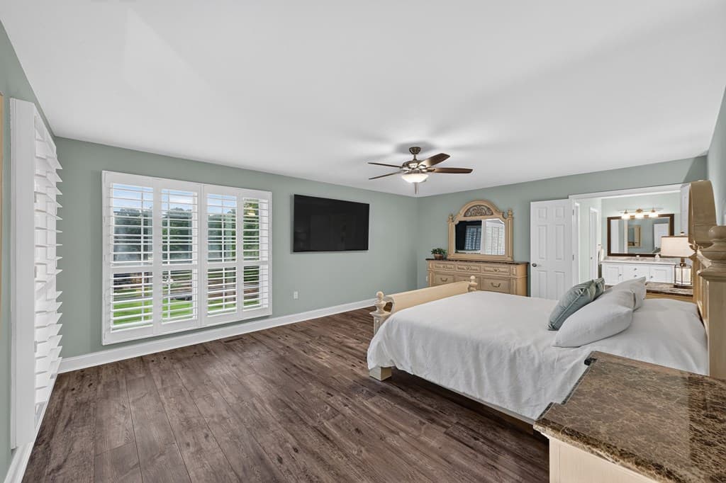 832 W First Street, Blue Ridge GA 30513 - Photo