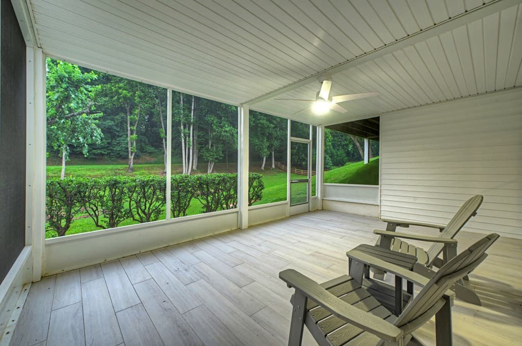 832 W First Street, Blue Ridge GA 30513 - Photo