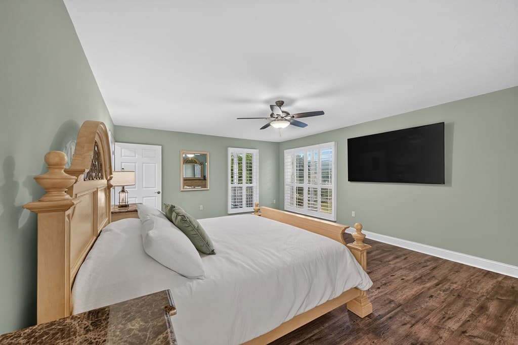 832 W First Street, Blue Ridge GA 30513 - Photo