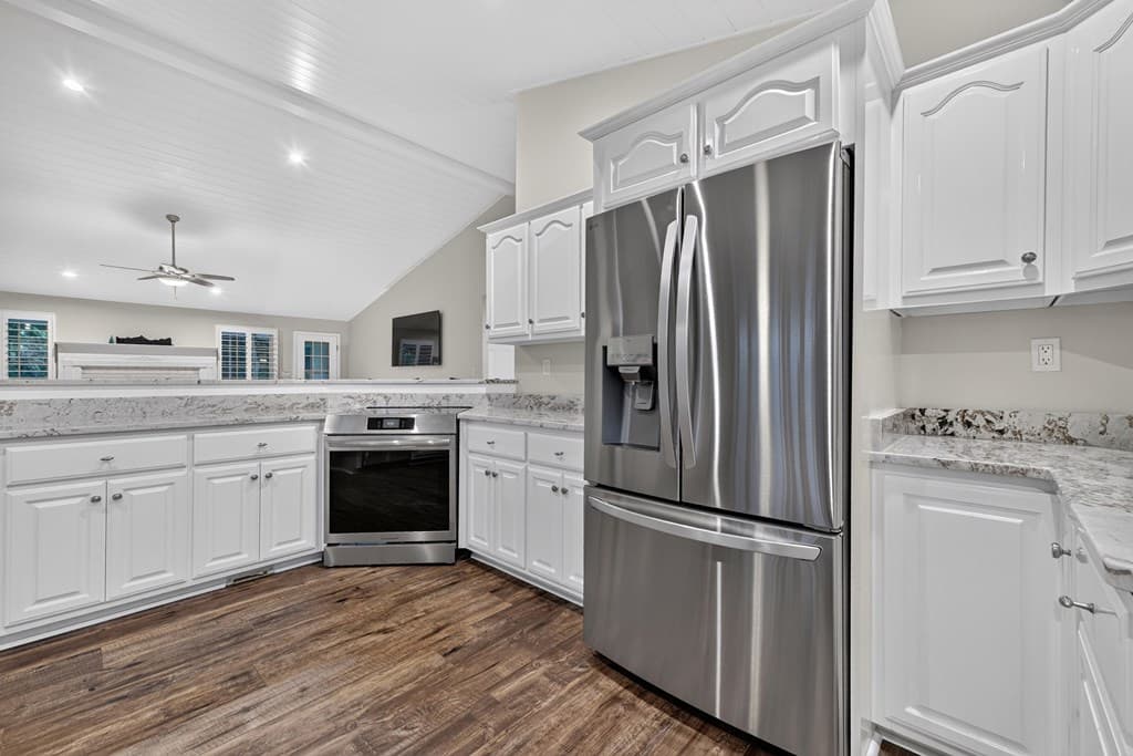 832 W First Street, Blue Ridge GA 30513 - Photo