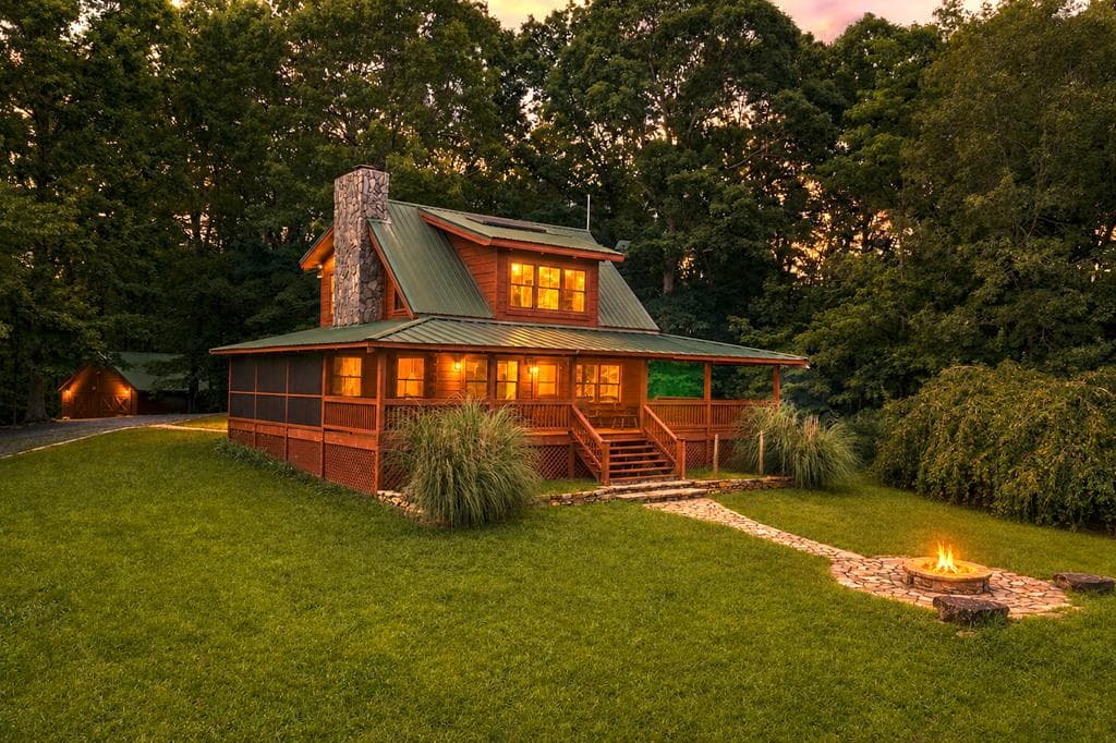 196 Creek Camp Road, Ellijay GA 30536 - Primary photo