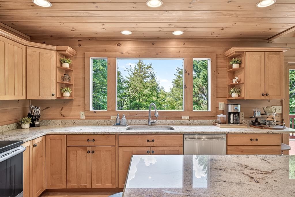 78 Mountain Peaks Lane, Blue Ridge GA 30513 - Photo