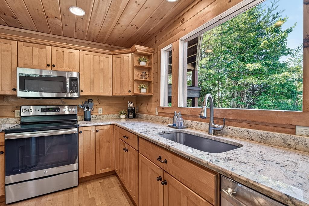 78 Mountain Peaks Lane, Blue Ridge GA 30513 - Photo