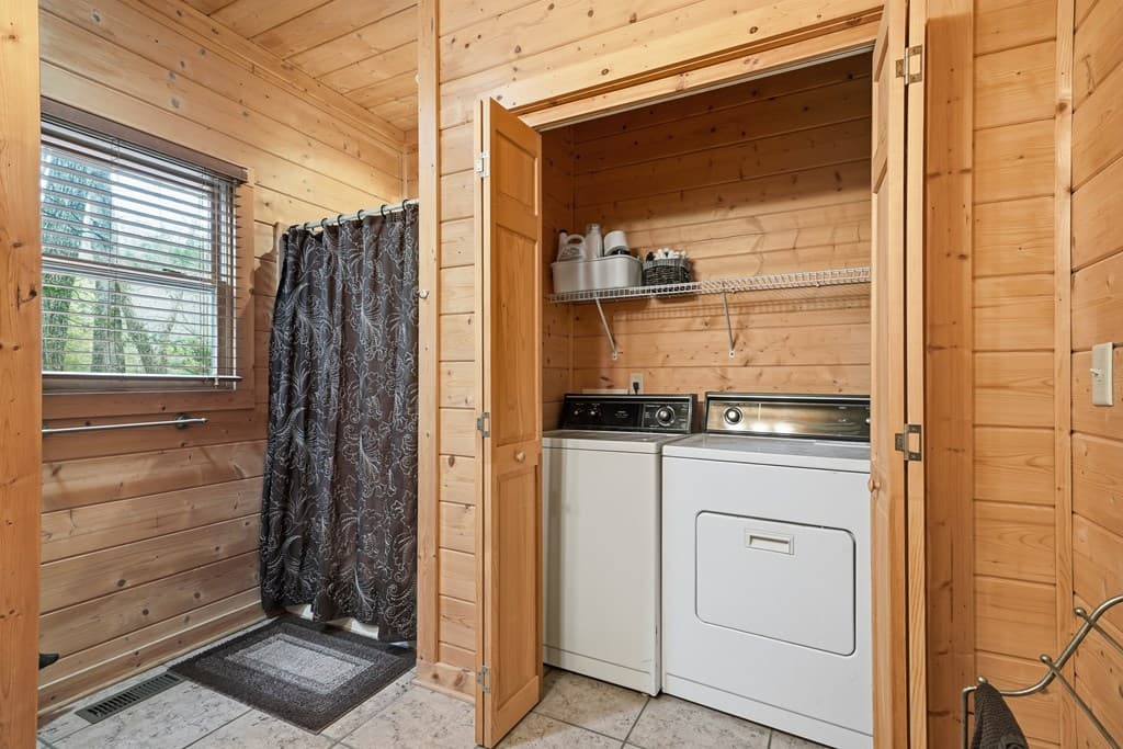 97 Fox Mountain Crossing, Blue Ridge GA 30513 - Photo
