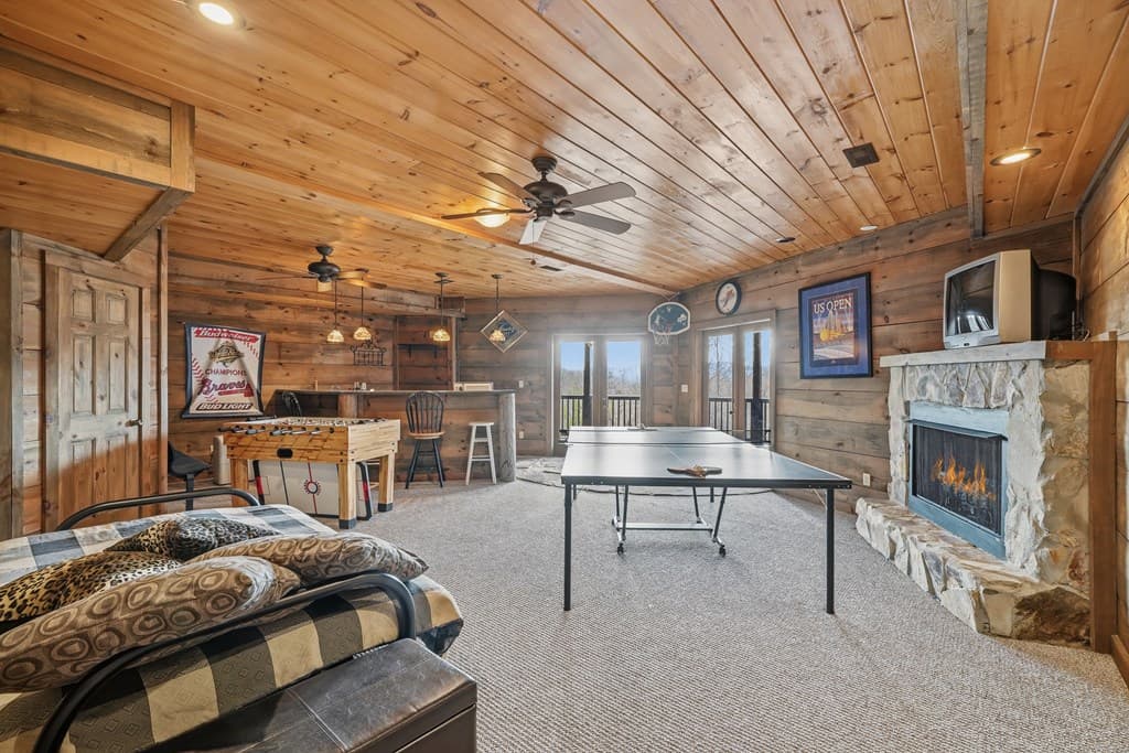 97 Fox Mountain Crossing, Blue Ridge GA 30513 - Photo