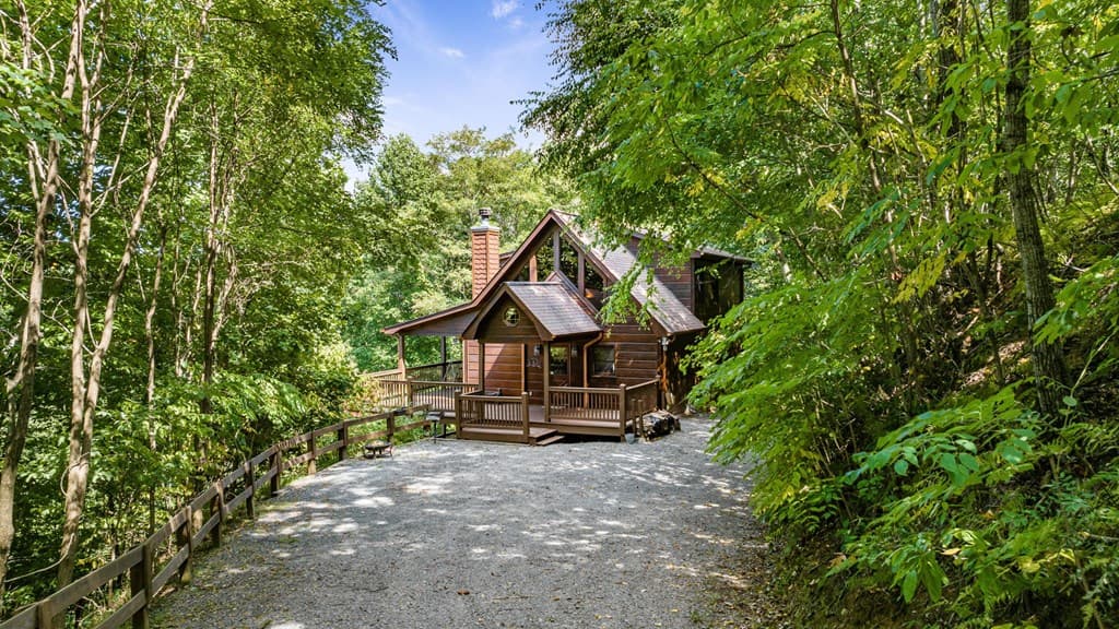 469 Mountain High Drive, Mineral Bluff GA 30559 - Photo
