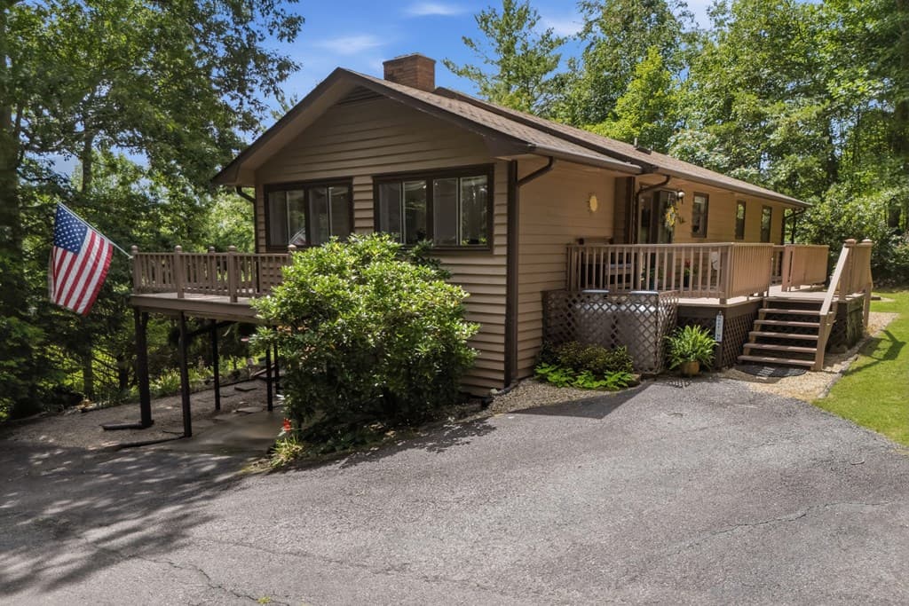 93 Jamie Lane, Blairsville GA 30512 - Photo