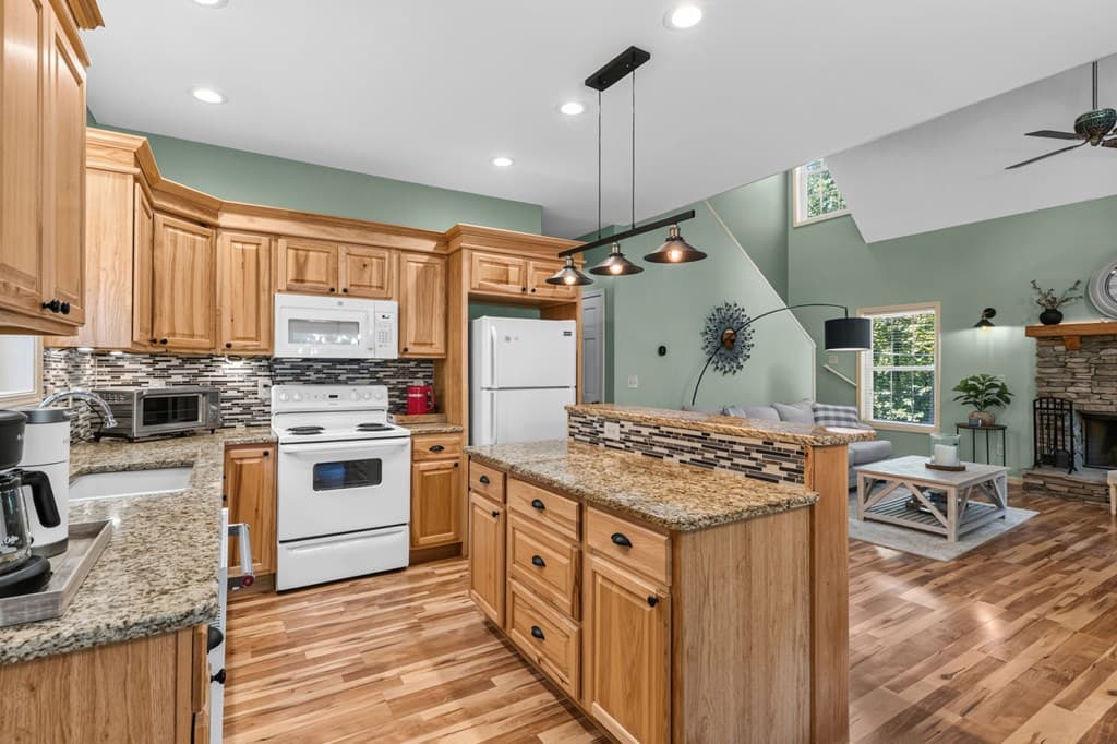 611 Monocle Drive, Ellijay GA 30540 - Photo