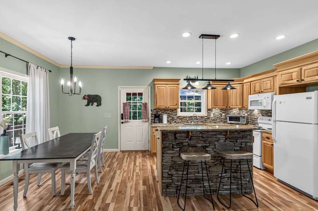 611 Monocle Drive, Ellijay GA 30540 - Photo