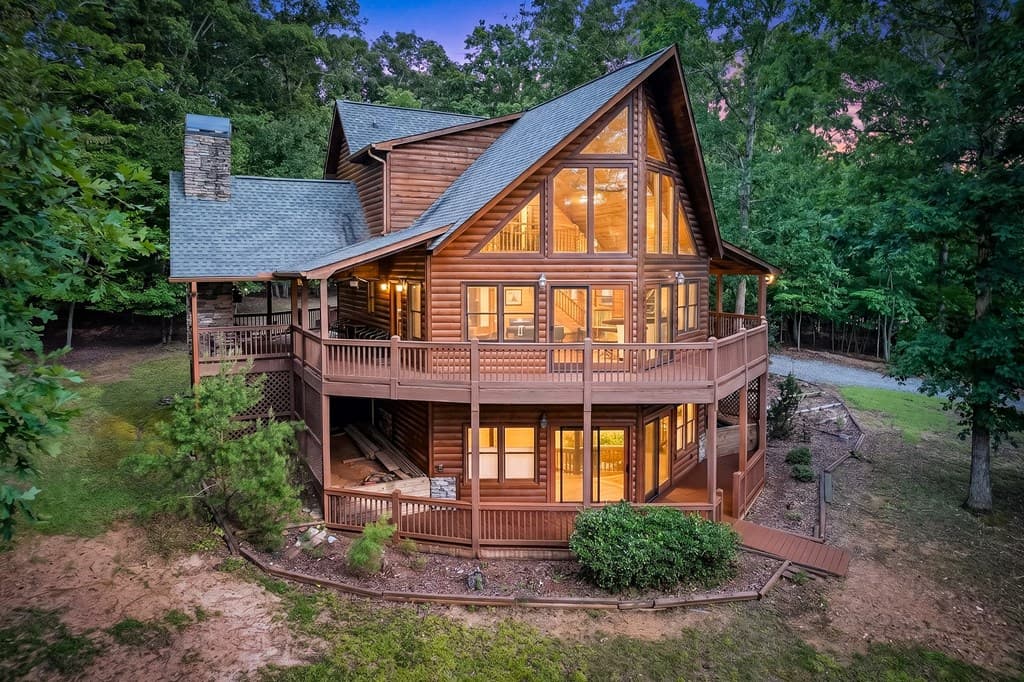 23 Dolores Drive, Mineral Bluff GA 30559 - Photo