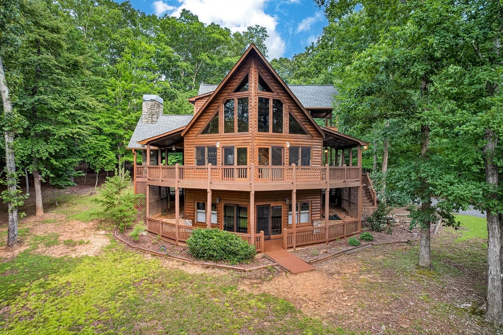 23 Dolores Drive, Mineral Bluff GA 30559 - Photo