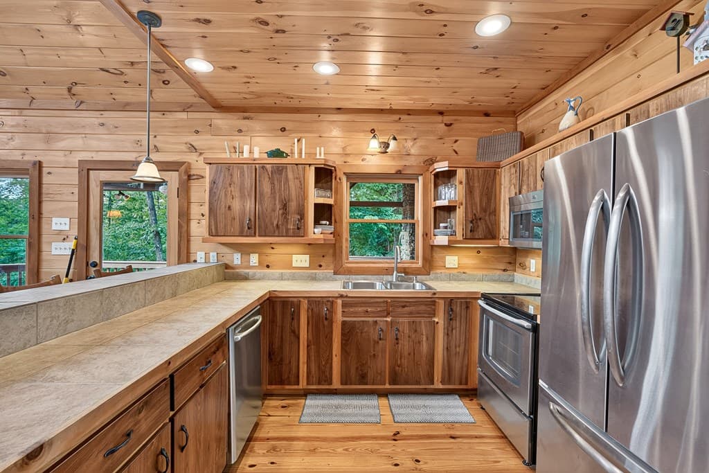 23 Dolores Drive, Mineral Bluff GA 30559 - Photo