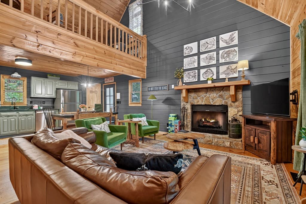 279 S Riverview, Ellijay GA 30536 - Photo