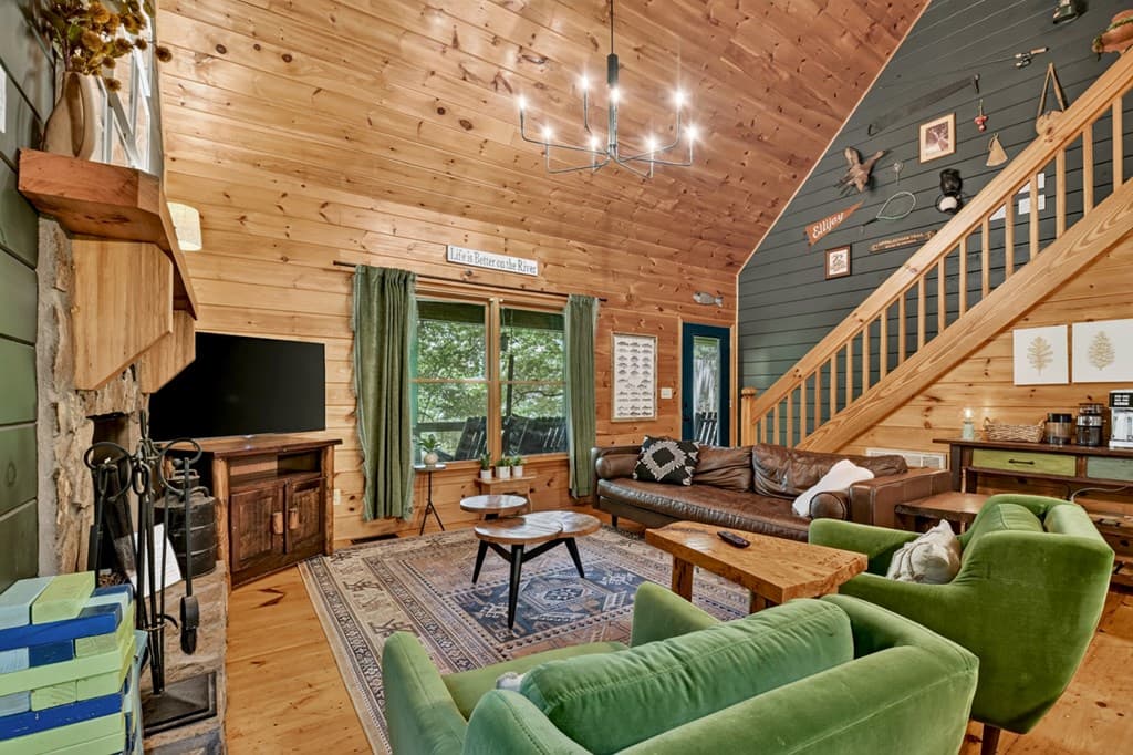 279 S Riverview, Ellijay GA 30536 - Photo