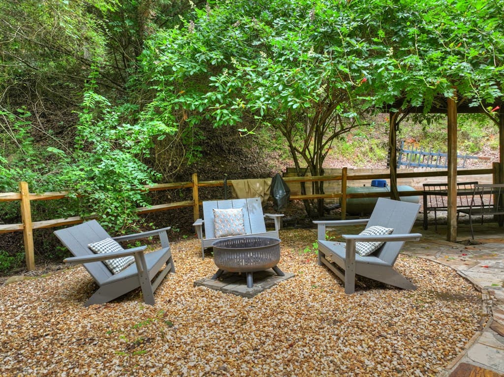 279 S Riverview, Ellijay GA 30536 - Photo