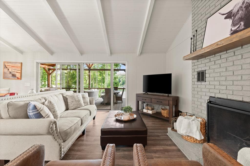 3755 Woods Creek Drive, Young Harris GA 30582 - Photo