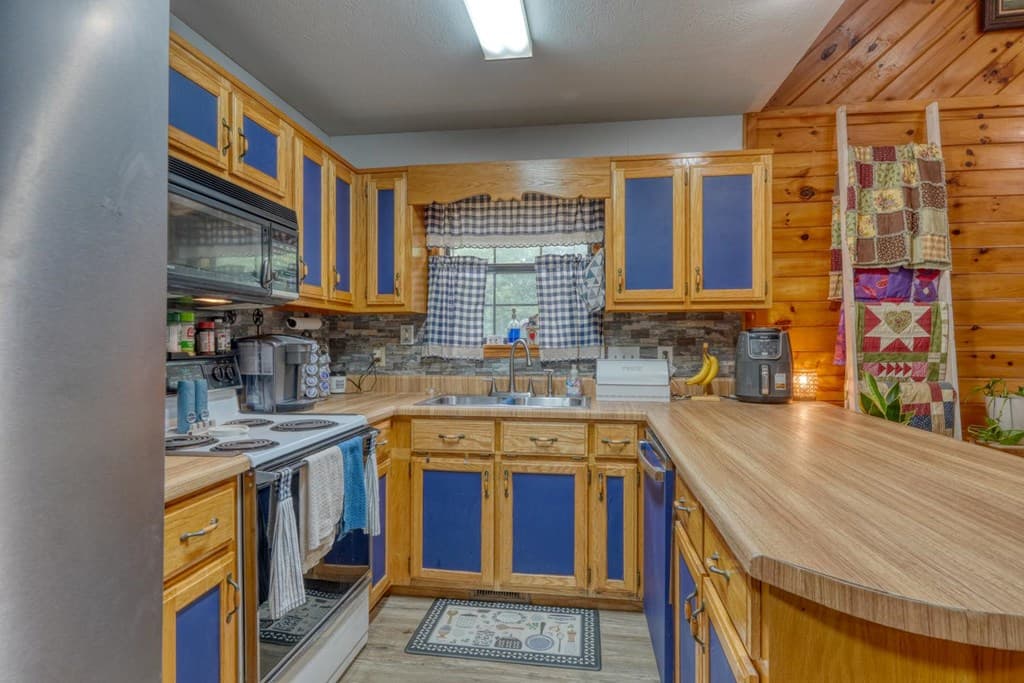 135 Deerwood Trail Road, Blairsville GA 30512 - Photo