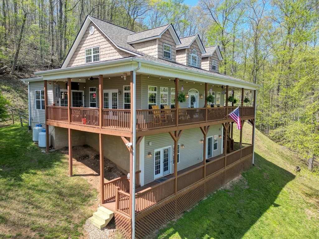 315 Wildwood Brook, Blairsville GA 30512 - Photo
