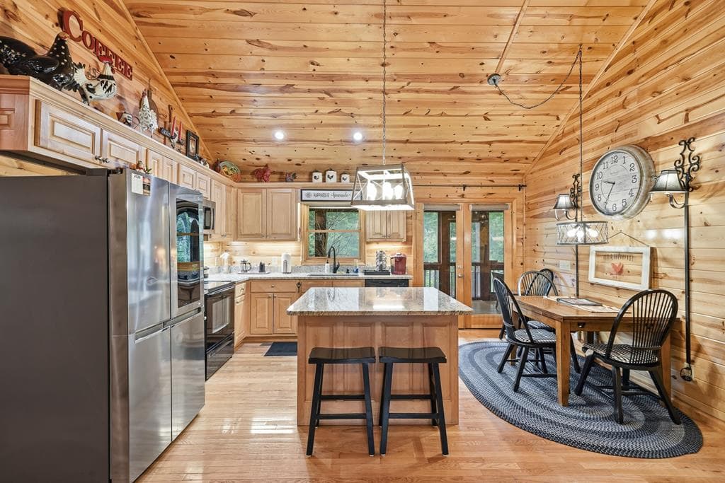 460 Pasha Drive, Ellijay GA 30540 - Photo