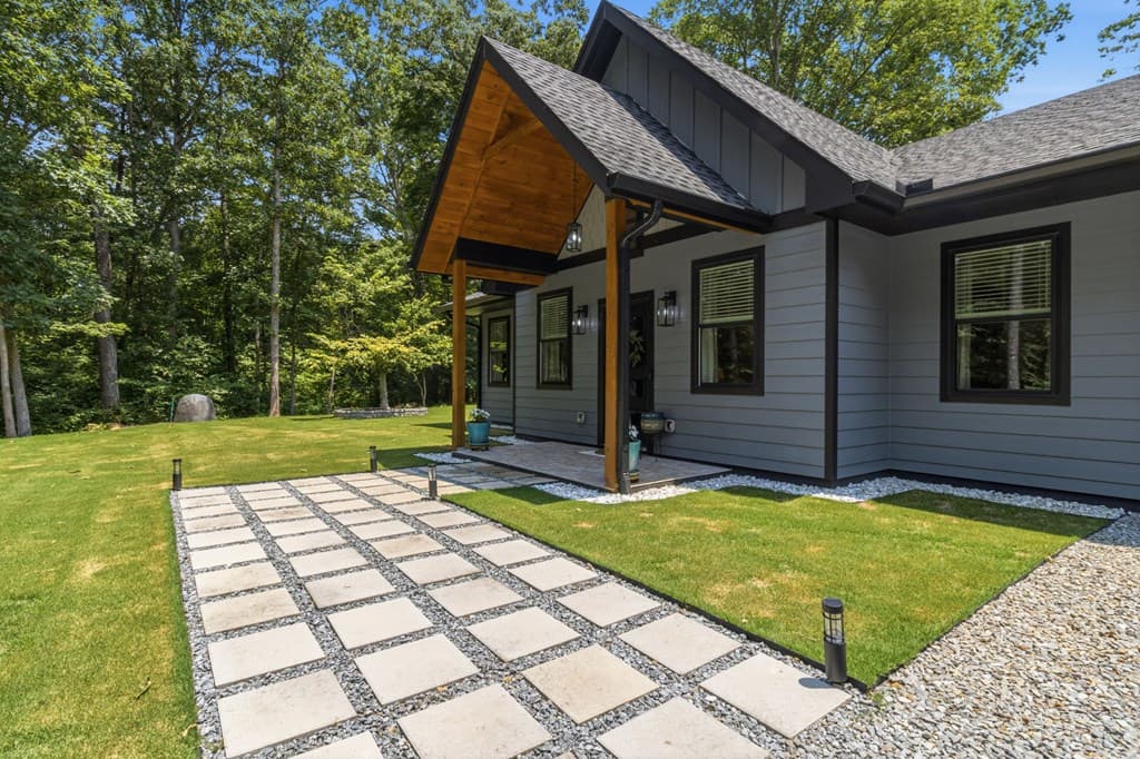 381 Parks Drive, Ellijay GA 30536 - Photo