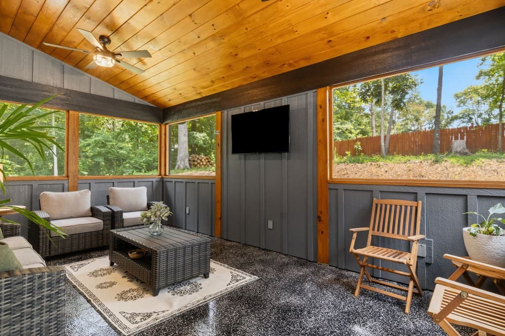381 Parks Drive, Ellijay GA 30536 - Photo