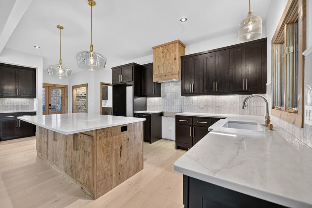 1729 Barnes Chapel Road, Blue Ridge GA 30513 - Photo