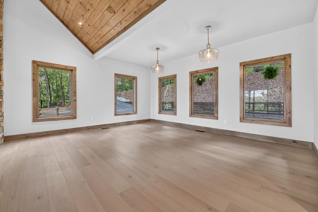 1729 Barnes Chapel Road, Blue Ridge GA 30513 - Photo