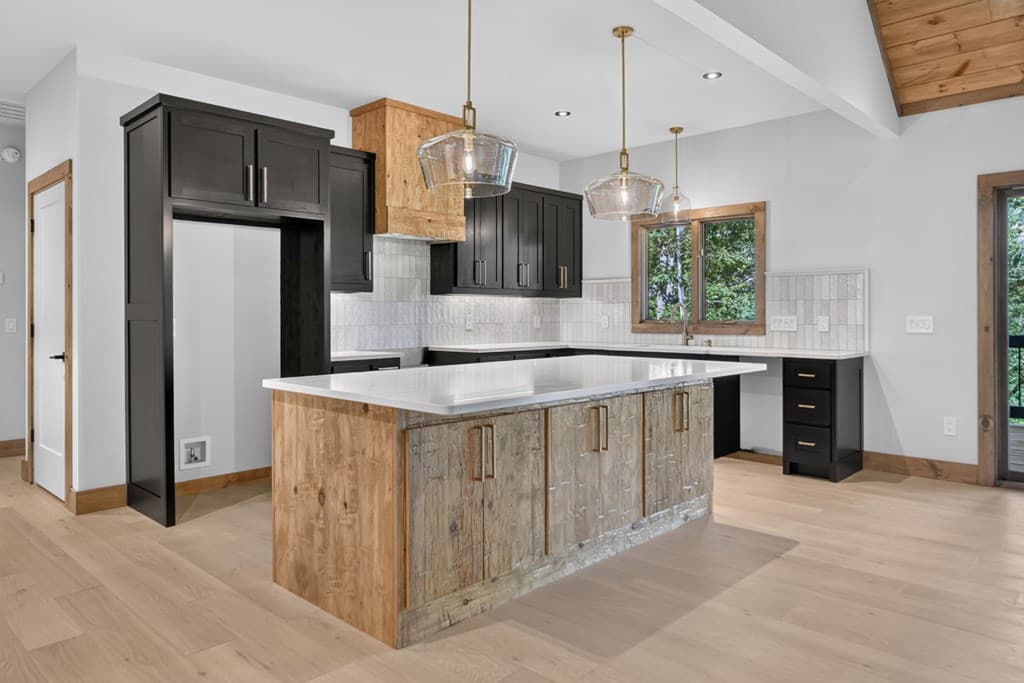 1729 Barnes Chapel Road, Blue Ridge GA 30513 - Photo