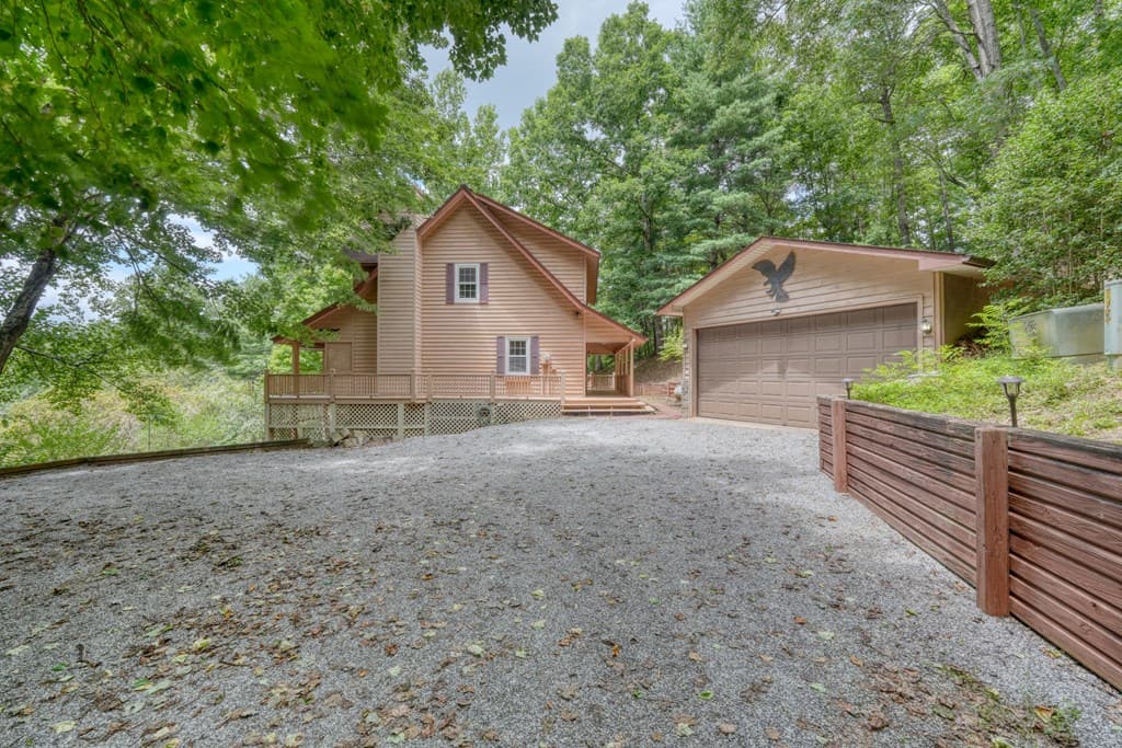 61 Deerwood Trail, Blairsville GA 30512 - Photo