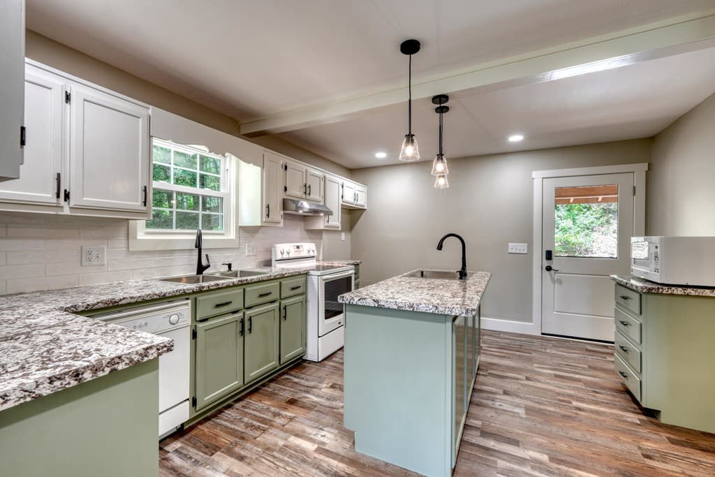 61 Deerwood Trail, Blairsville GA 30512 - Photo