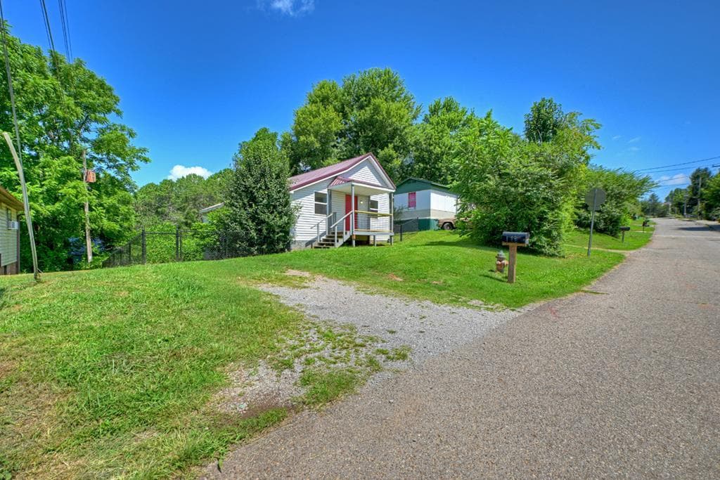 183 Main Street, Ducktown TN 37326 - Photo
