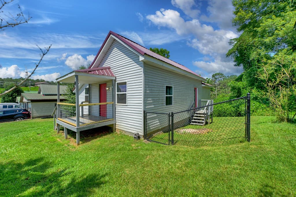 183 Main Street, Ducktown TN 37326 - Photo