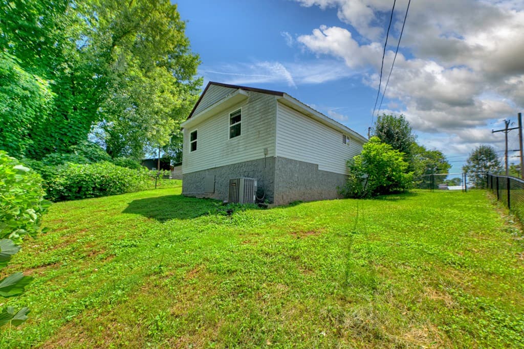 183 Main Street, Ducktown TN 37326 - Photo