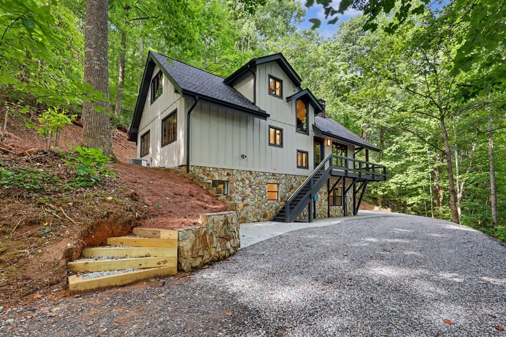 1583 Spring Cove Road, Blairsville GA 30512 - Photo