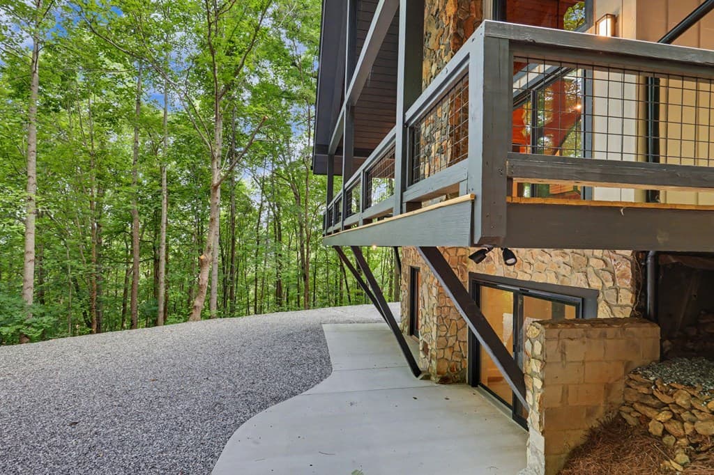 1583 Spring Cove Road, Blairsville GA 30512 - Photo