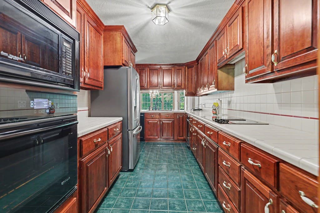 93 Lori Lane, Blairsville GA 30512 - Photo