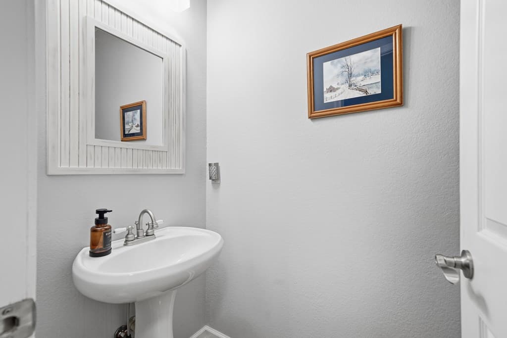 387 Leonard Evans Road, Ellijay GA 30540 - Photo
