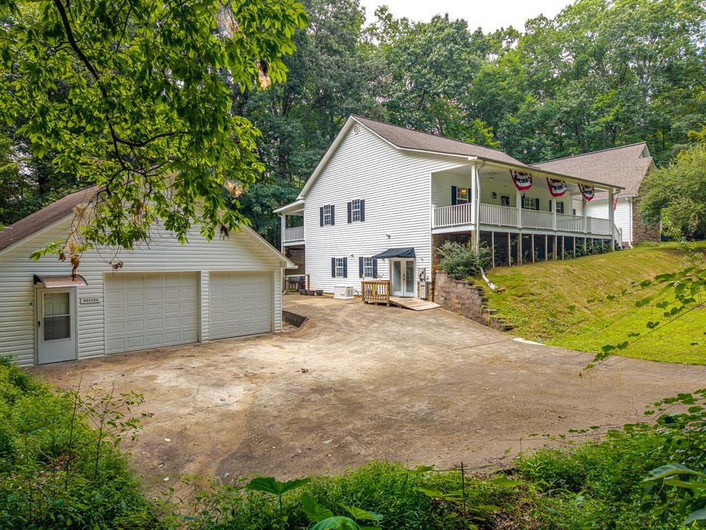 387 Leonard Evans Road, Ellijay GA 30540 - Primary photo