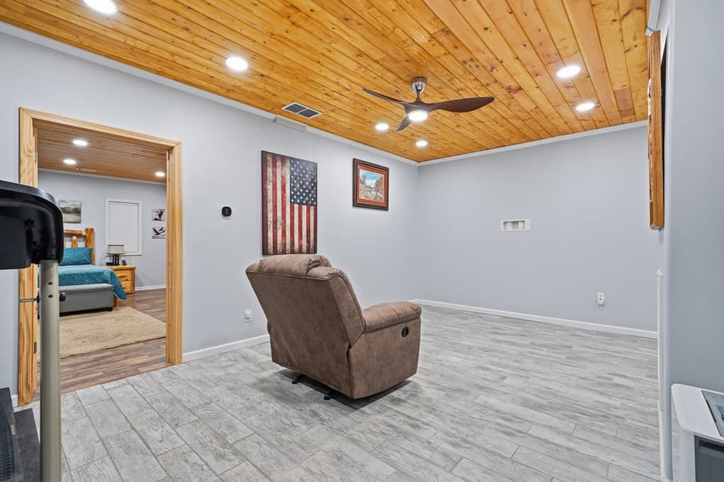 387 Leonard Evans Road, Ellijay GA 30540 - Photo